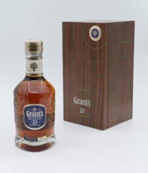 GRANTS 25 YEAR OLD 40% 70CL